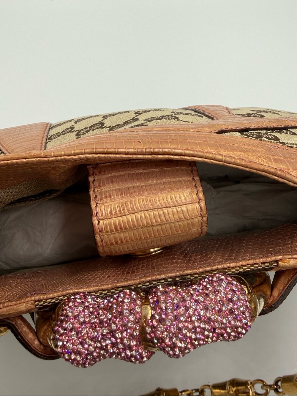 Gucci Tom Ford GG Canvas Shoulder Bag with Lizard Leather Trim and Gold Chains - Picture 9 of 11